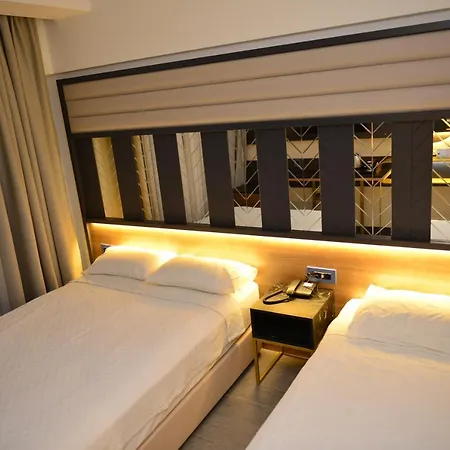 Oasis Hotell